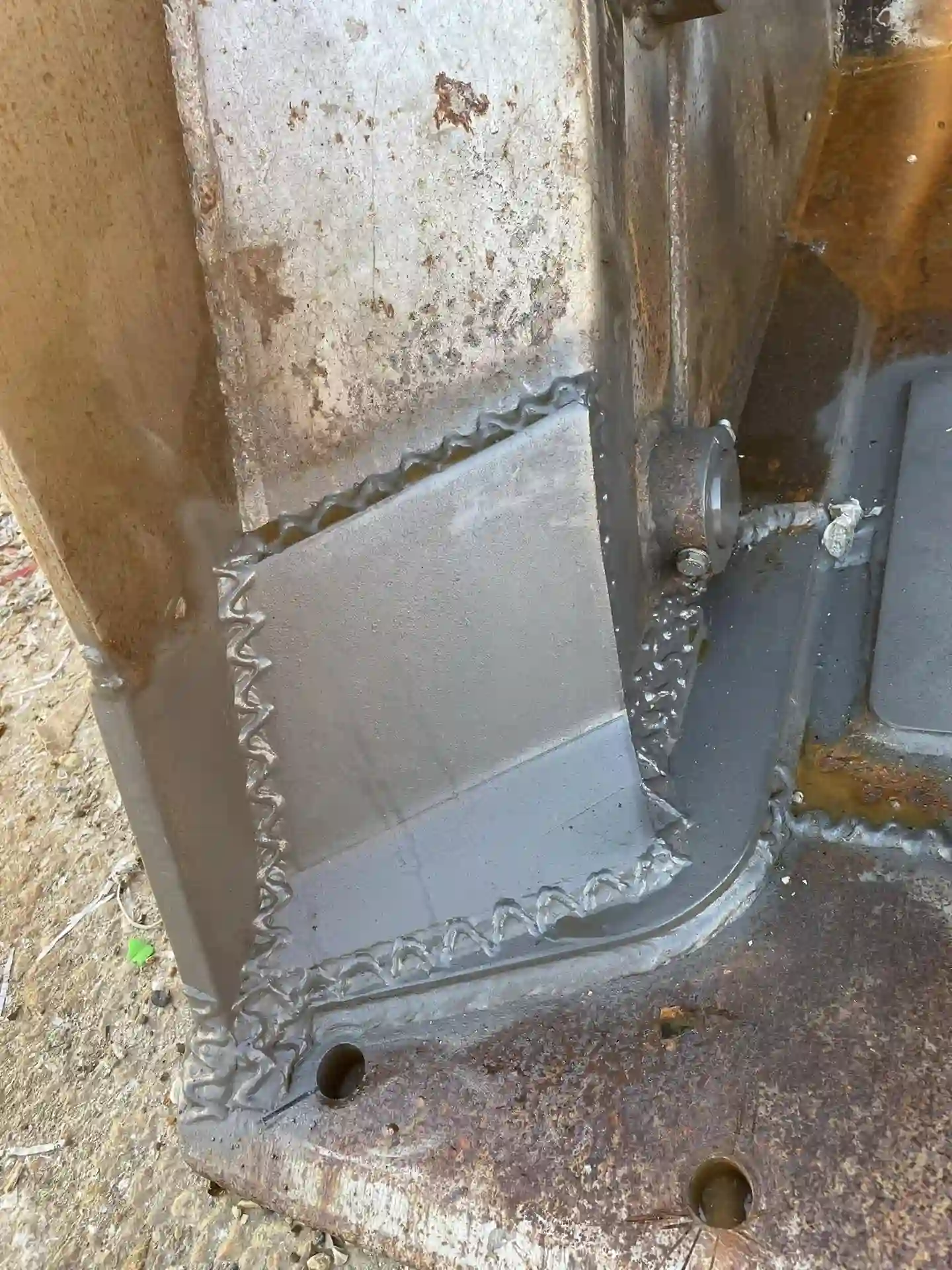 HME crack repair work